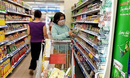XÃ HỘI Người tiêu dùng Việt Nam đứng đầu xu hướng tiết kiệm trên toàn thế giới